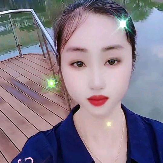 张蓉