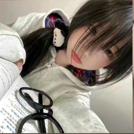 姩悠苒.