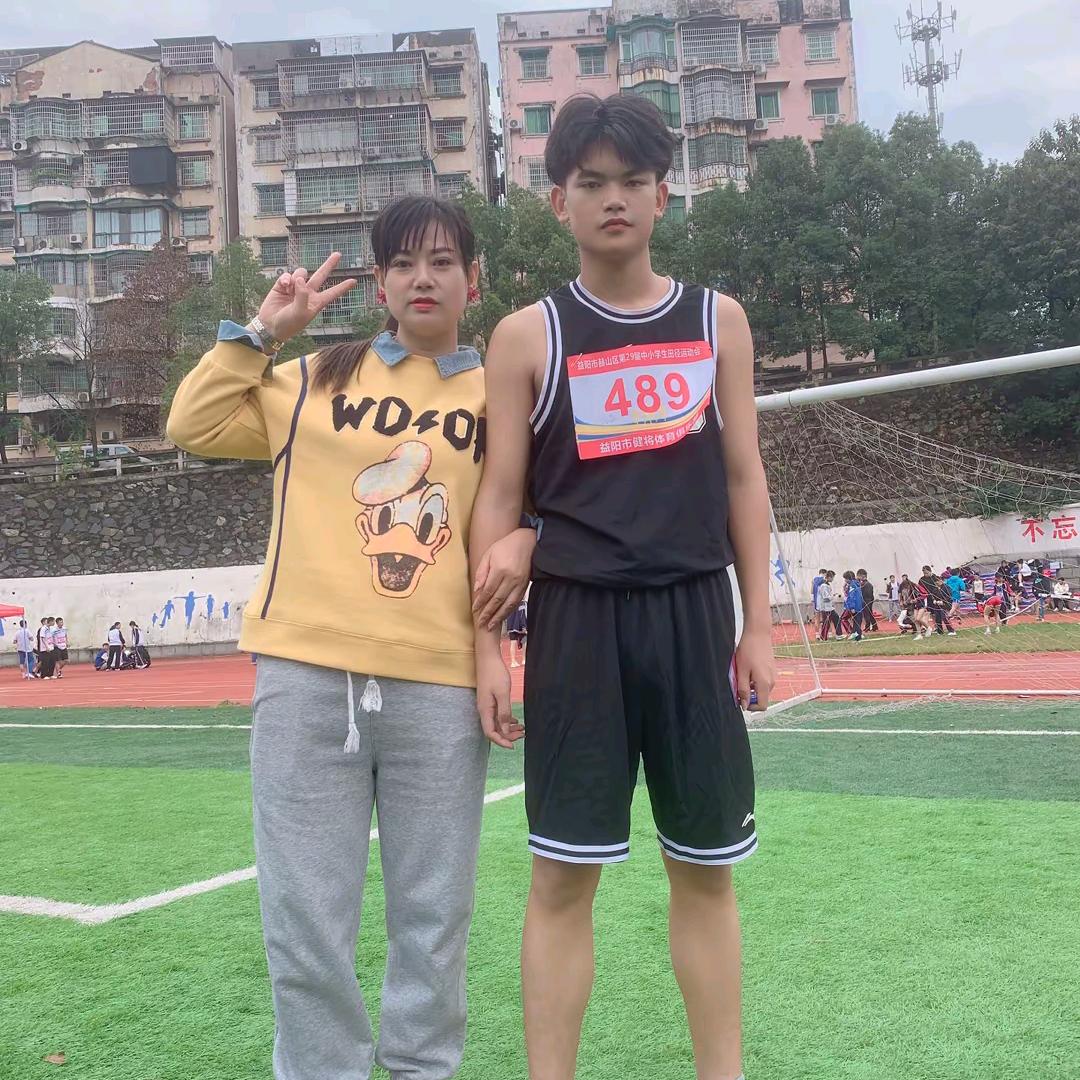 添添余乾（拒私聊）