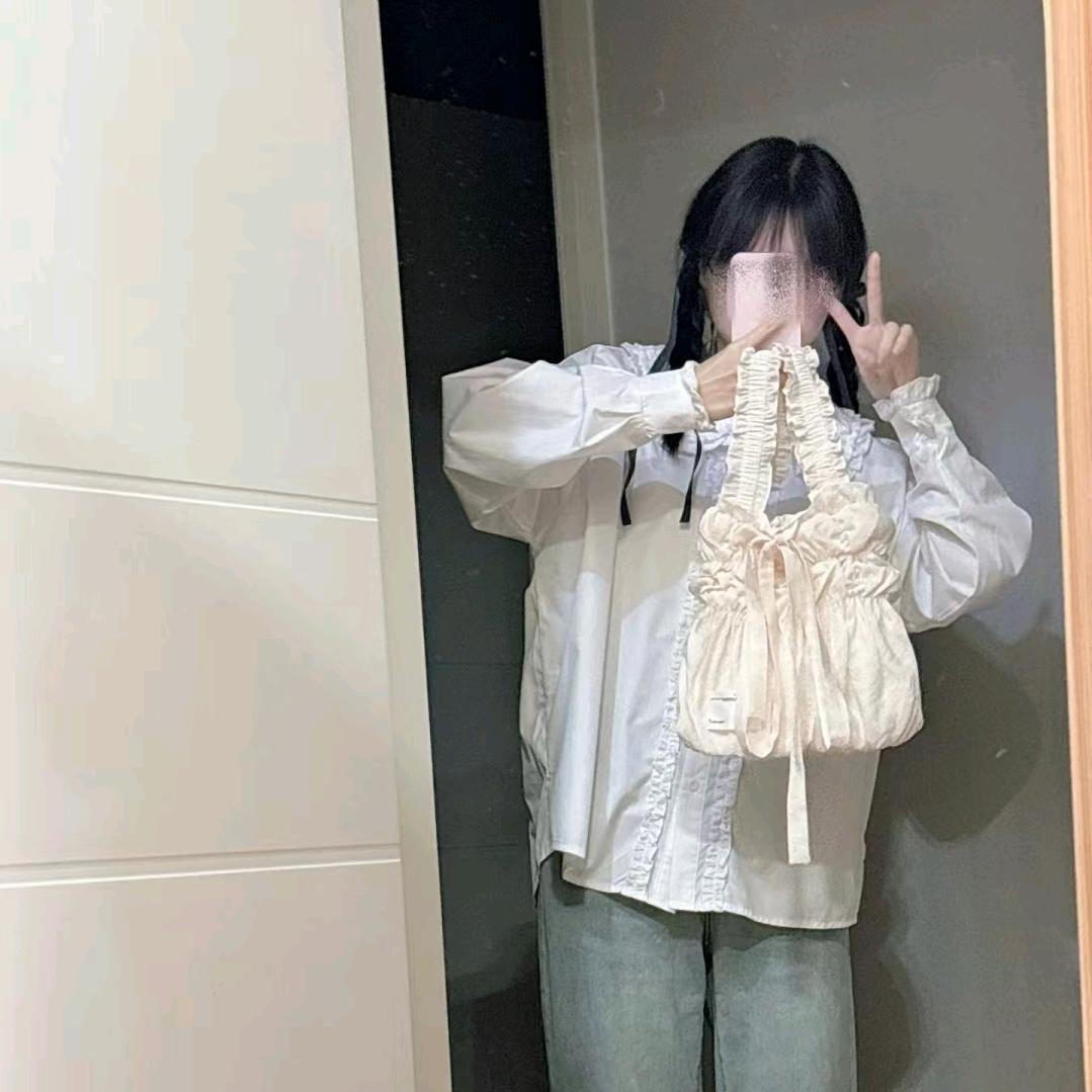 爱吃螺蛳粉的咪