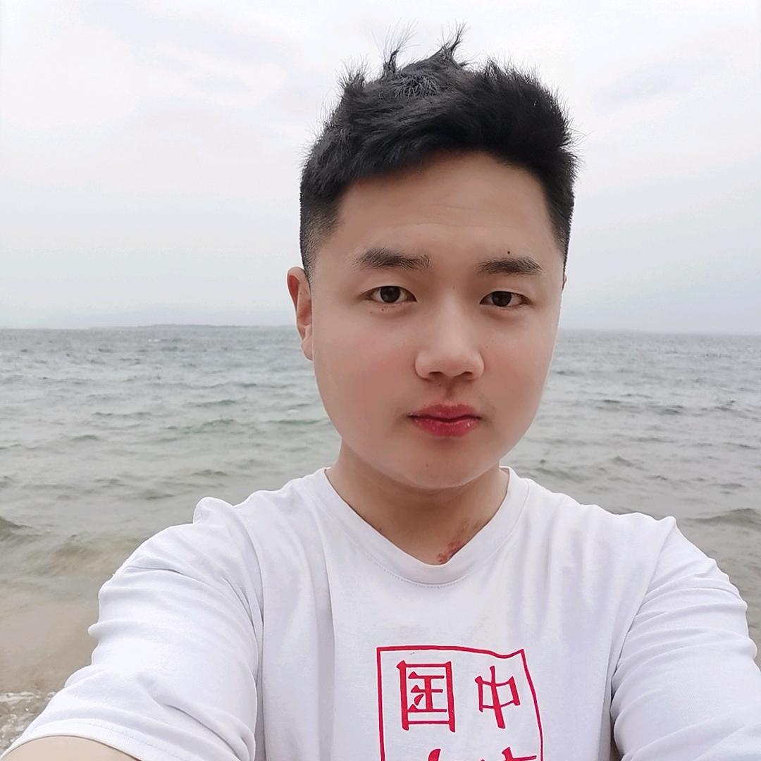 发型师宁宁