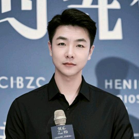 ✨𝒜𝓌沉默ꦿ即安᭄💫