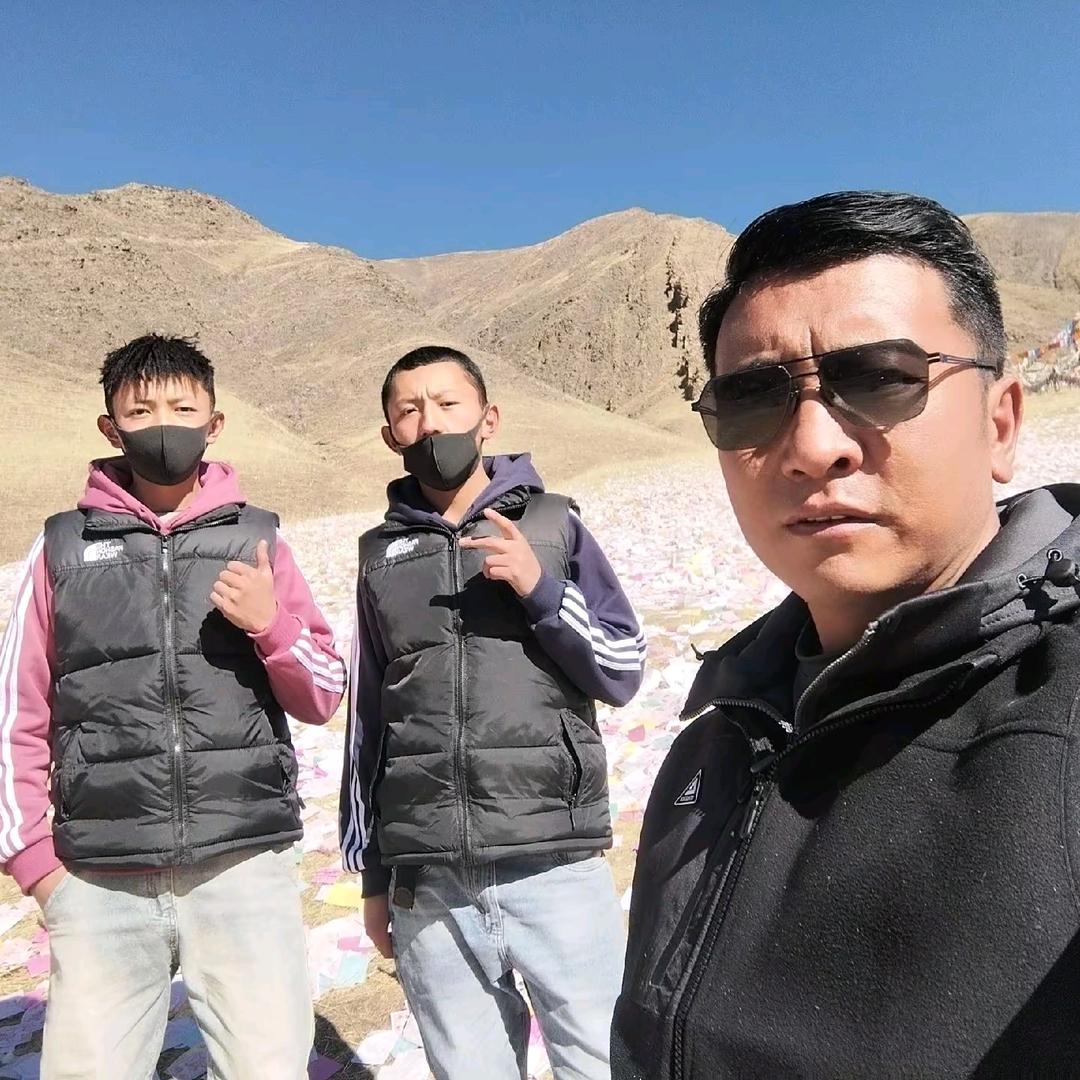 康巴多杰