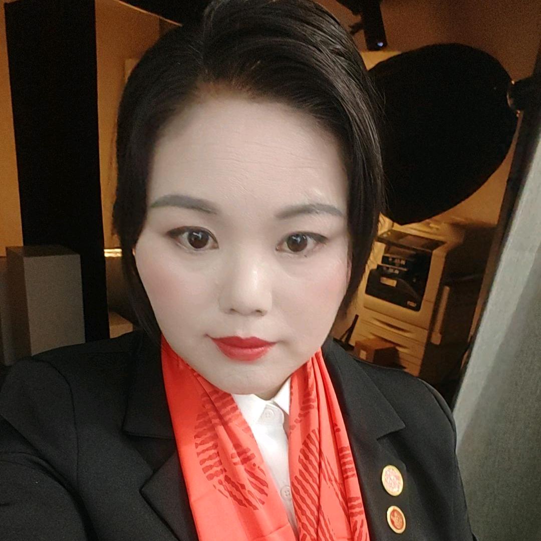 安惠国际方长英