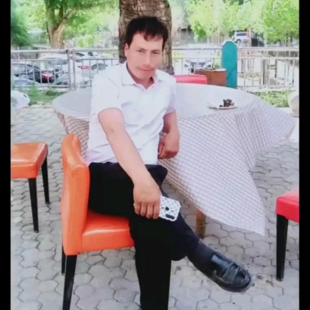 如则·托合提巴柯