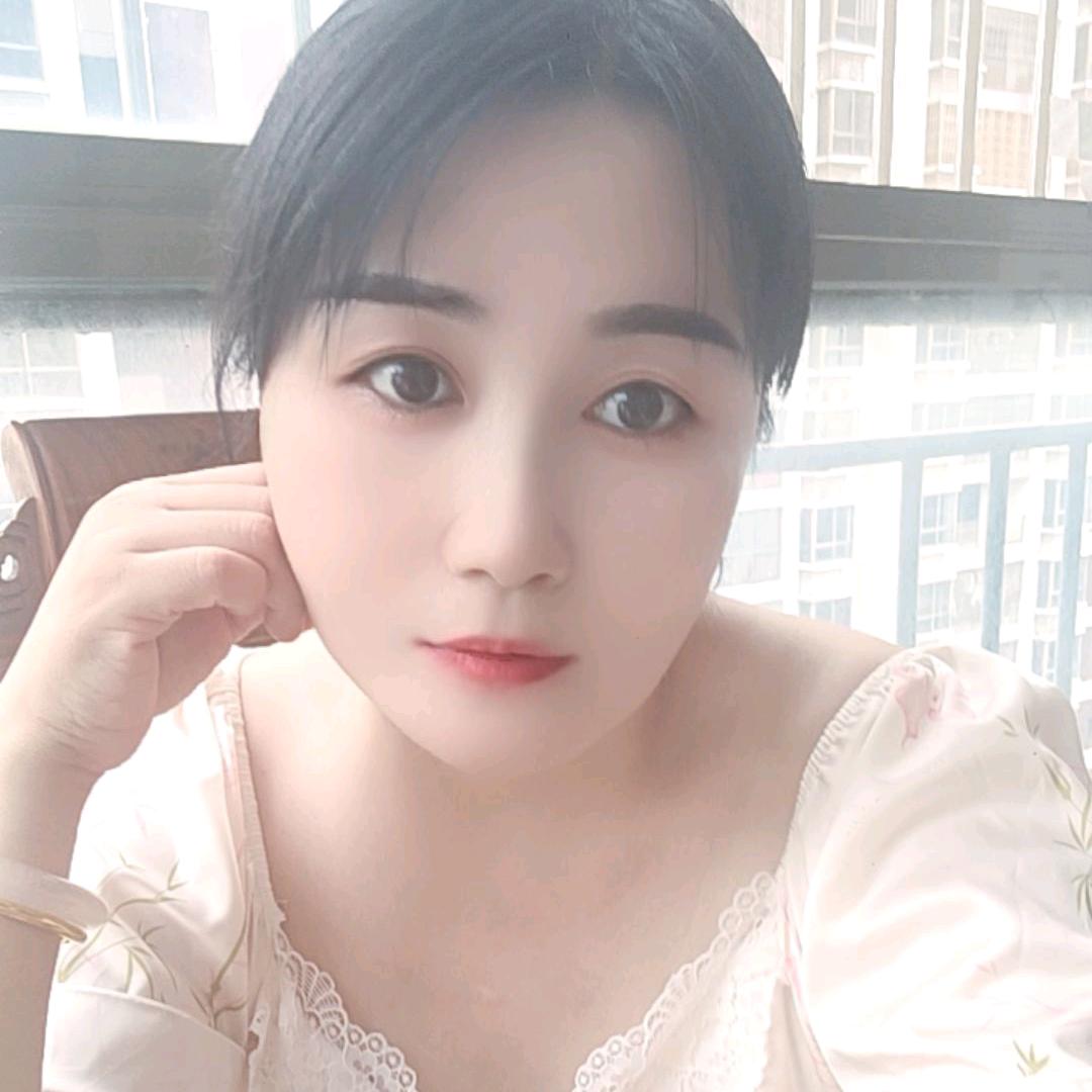 含英咀華