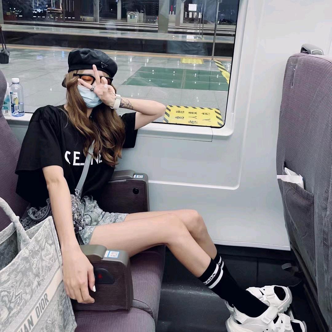 不理理的时尚衣橱