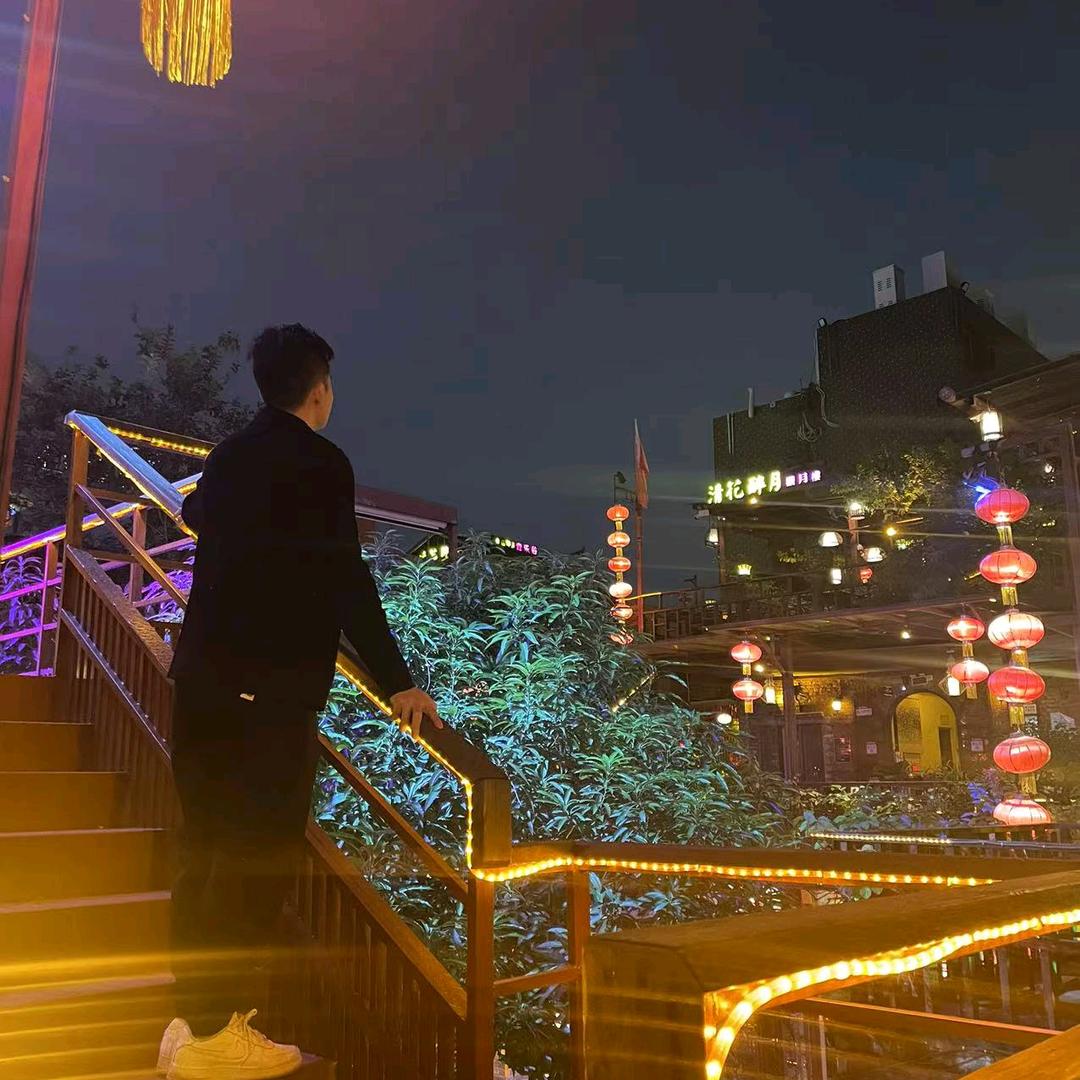 Mr   张