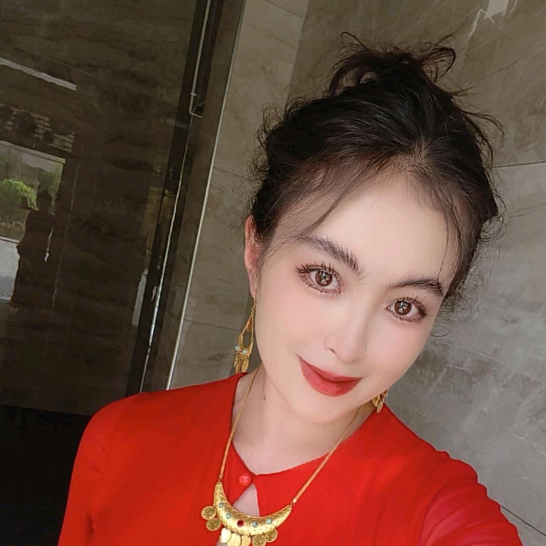 Zulfiy小姐直播账号