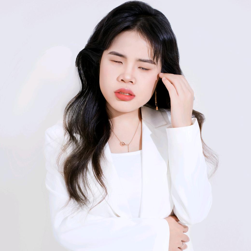 王艳励志前行