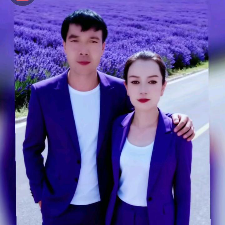 艾克木，尼牙孜