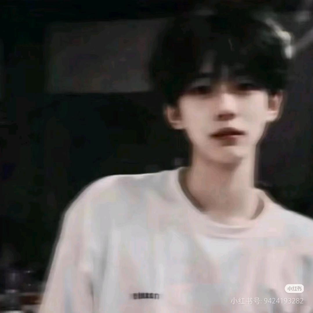 奕杨宇贤