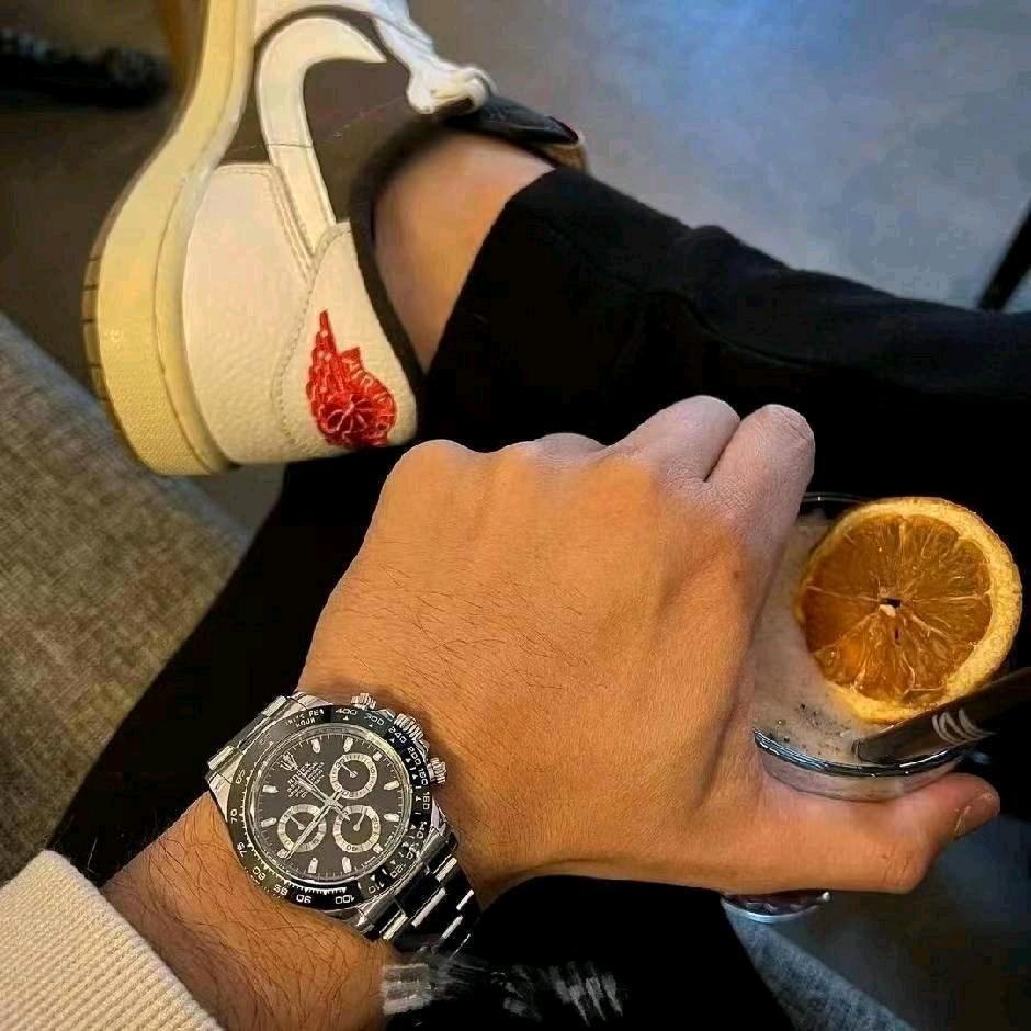 😎