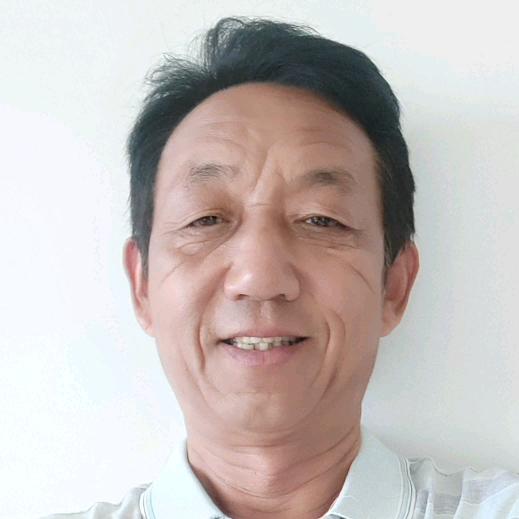 正能亮