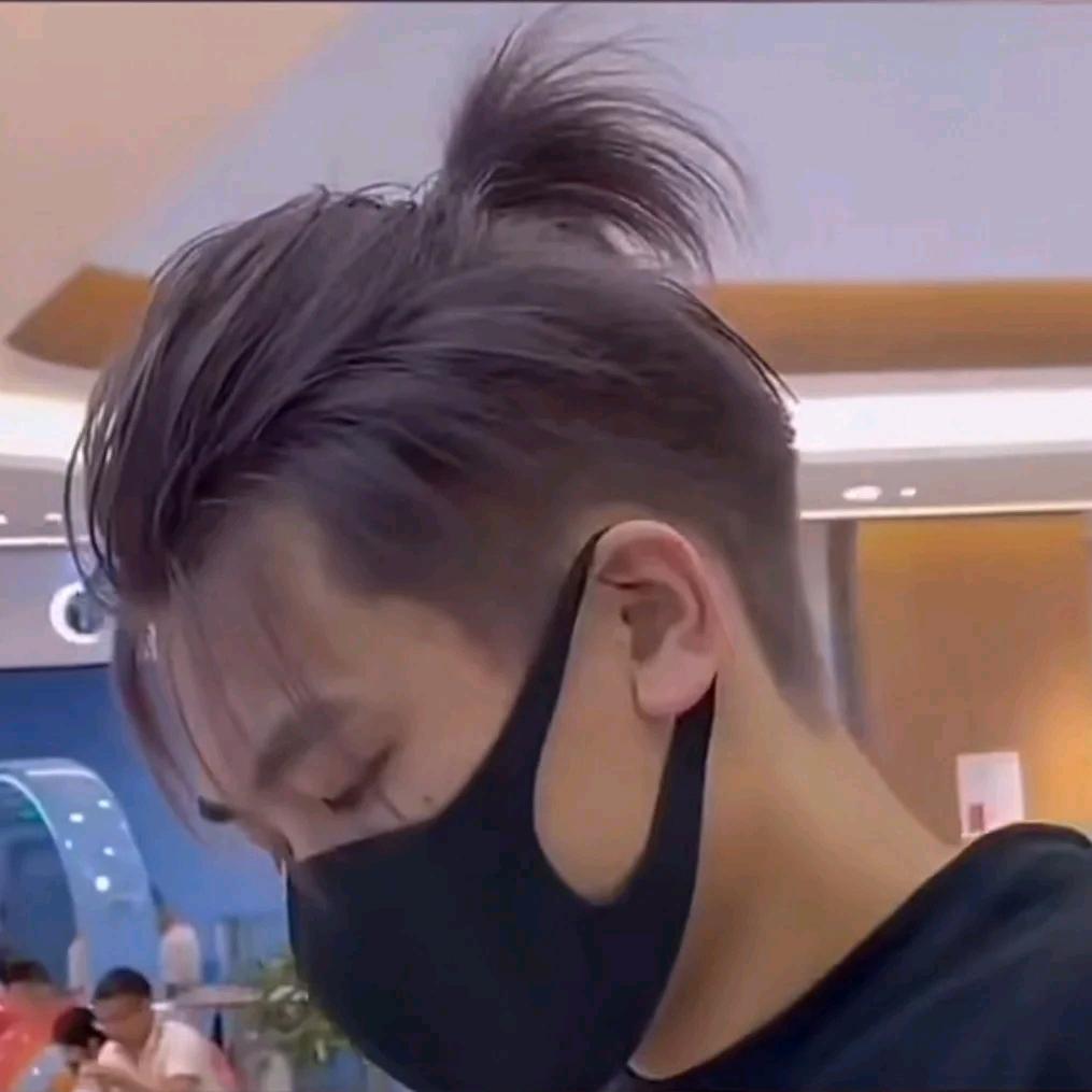 ༺༃ *少༒爷༃