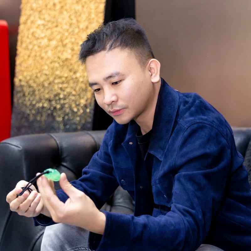 翡翠老钟医（老中意翡翠回收