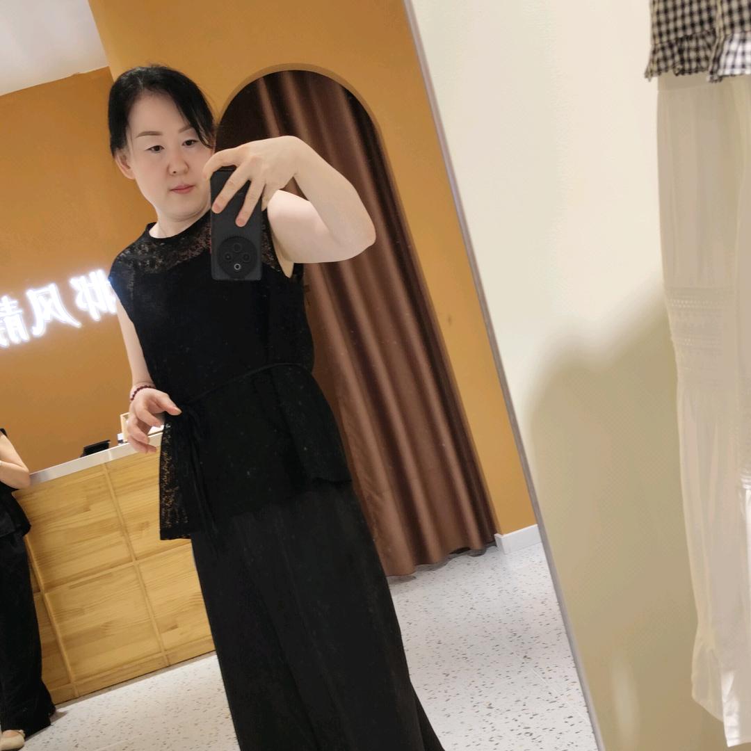 远晋明艳