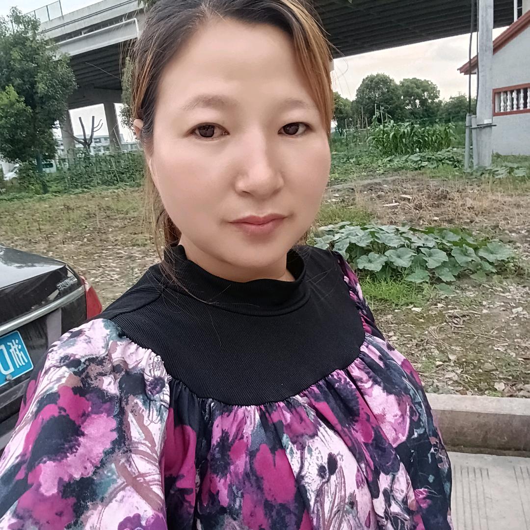张妹聊天主播