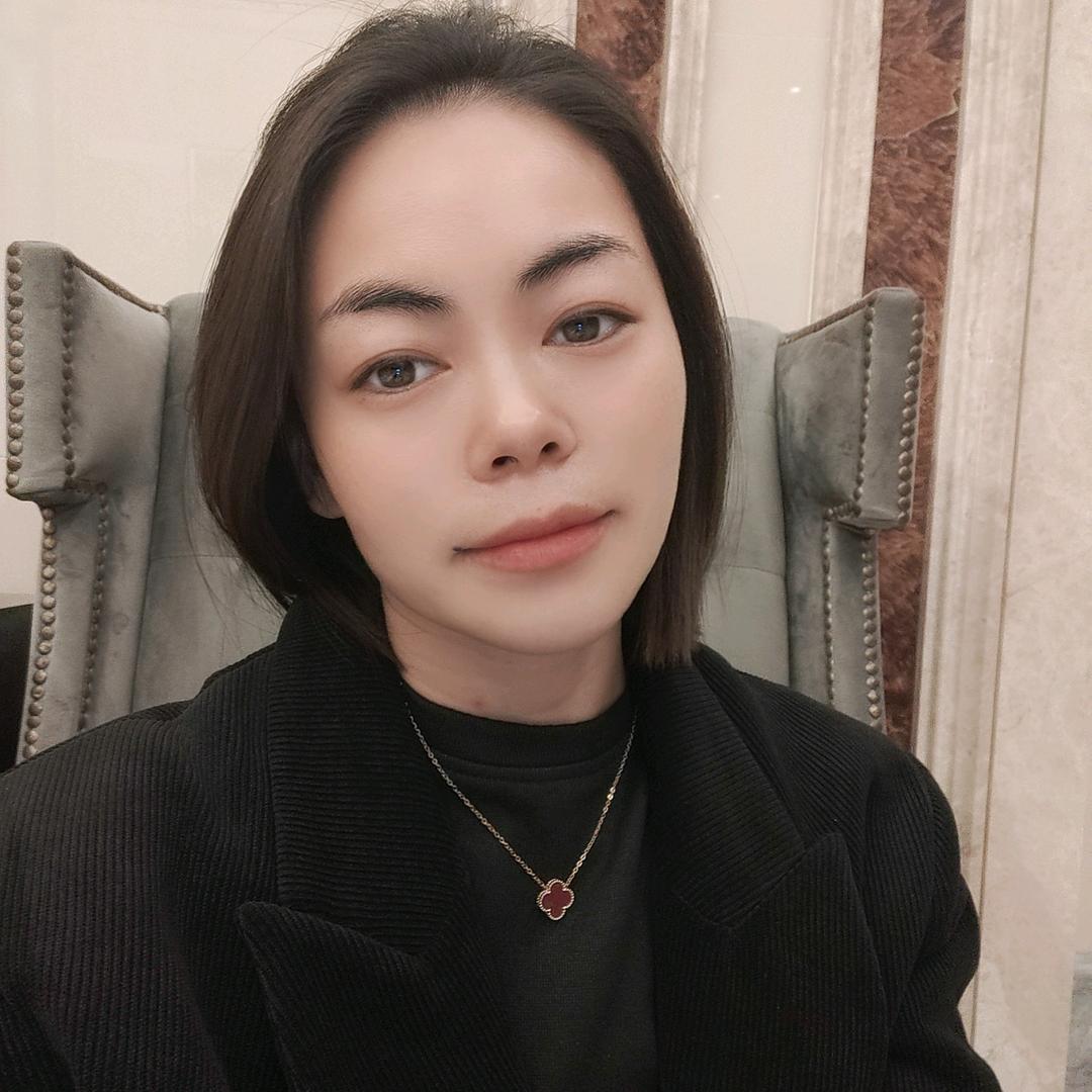 罗小姐穿搭