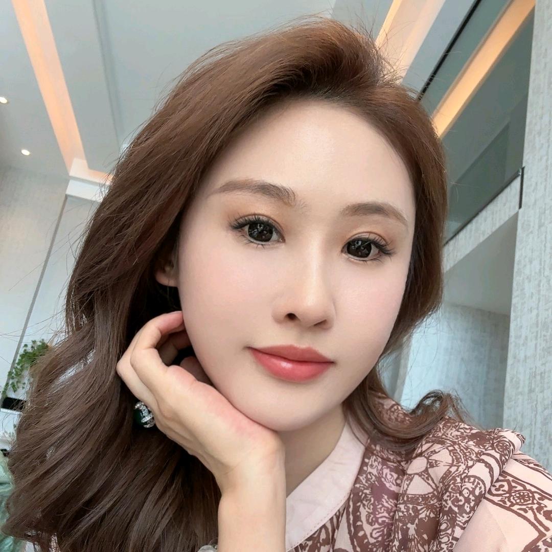周小宅穿搭