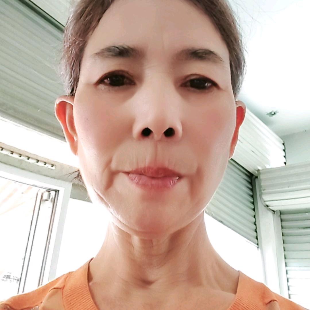夏姐  晚上十点十分