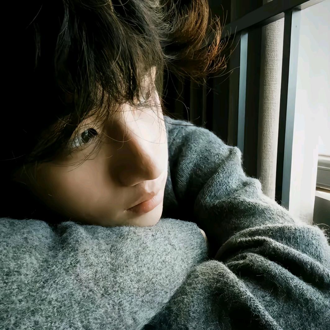 史迪仔❛‿˂̵✧