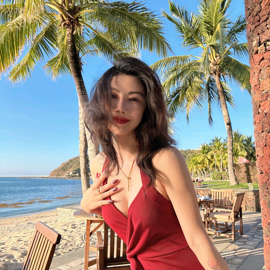 广西表妹在三亚