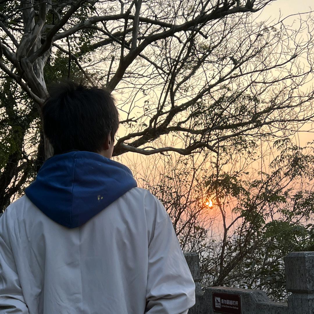 为了女人洁洁倾家荡产下海当牛郎的那个雨夜