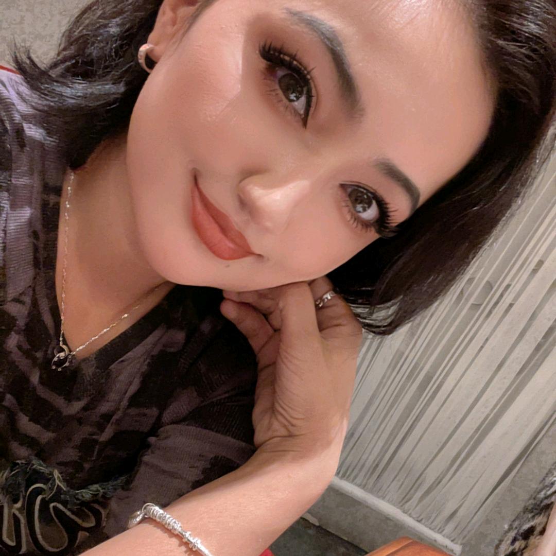 麦珂护肤养发彩妆店