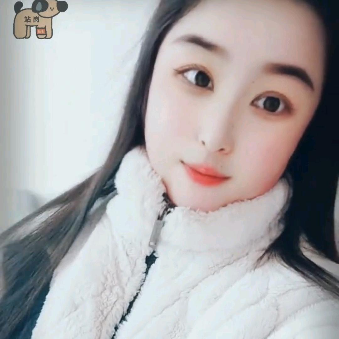 嘉凝