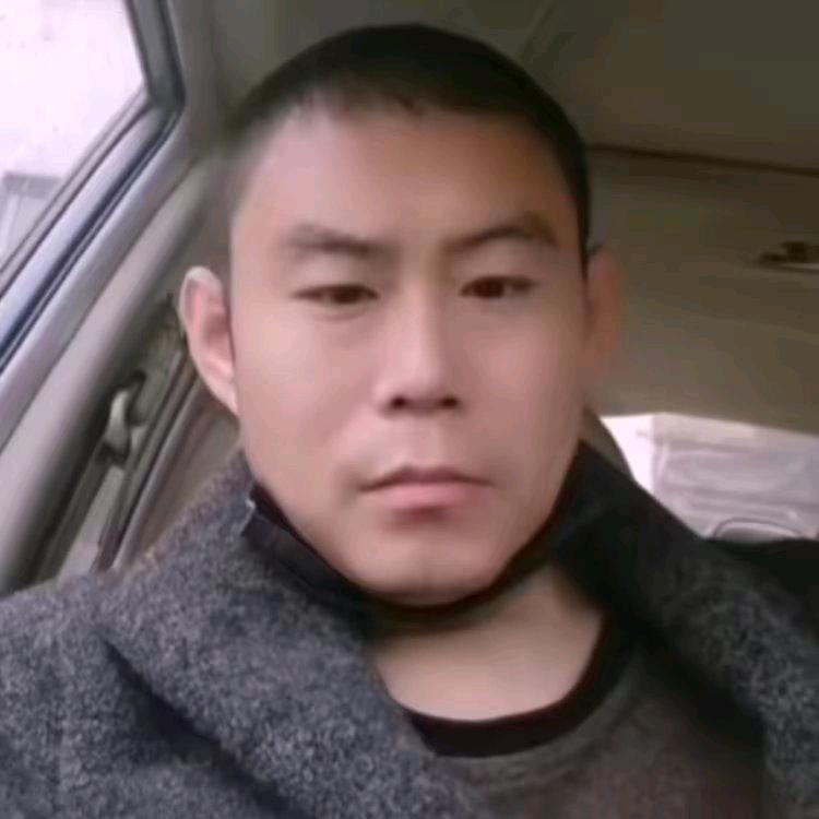 曲洪亮