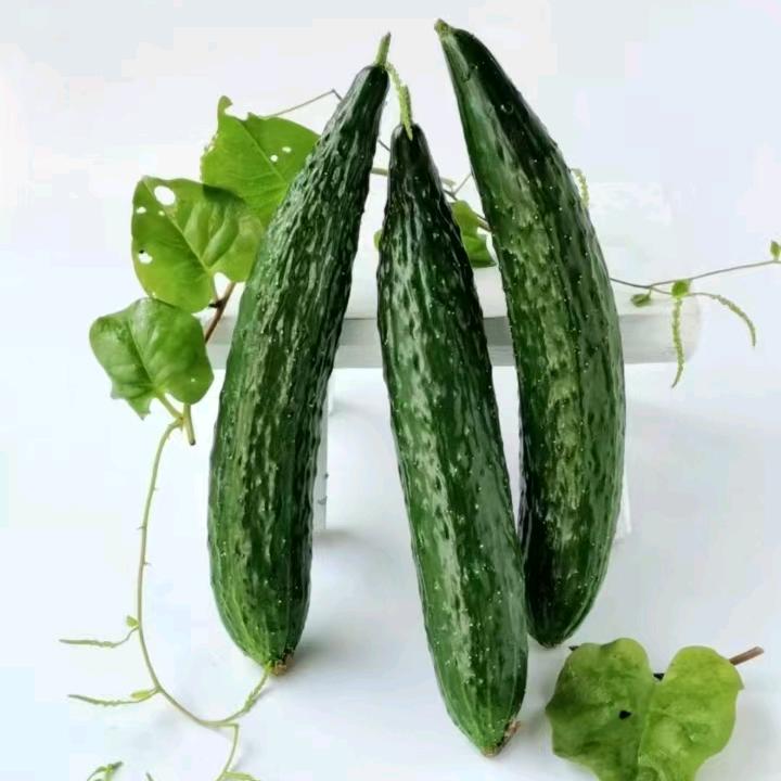 劳田野……🍓🥒🥕🌽🍆🍌🍎