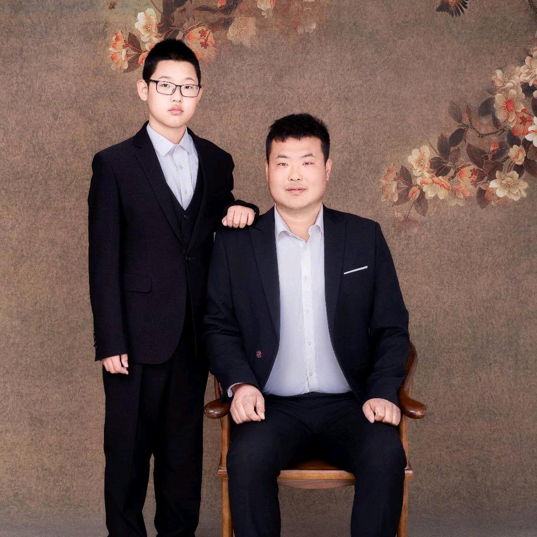 阳光焊接工作队