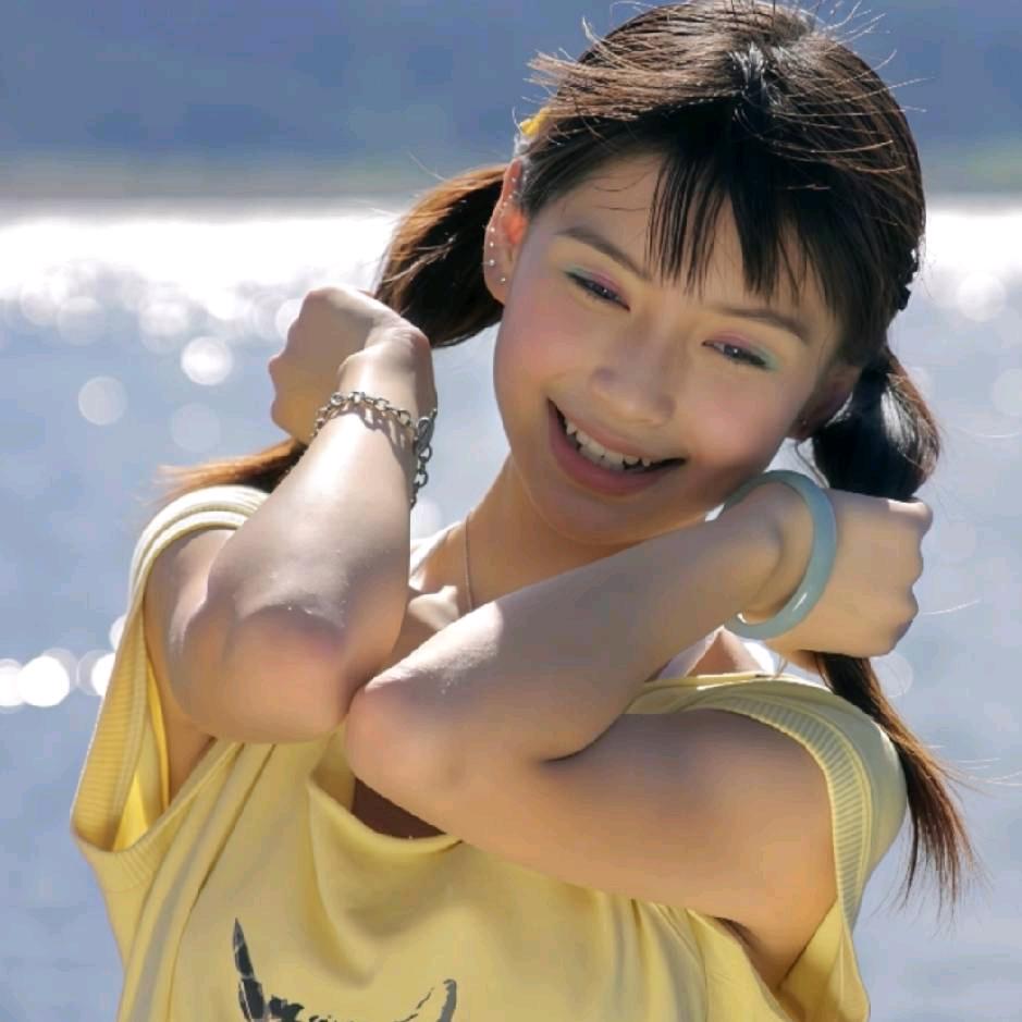 甜小甜.