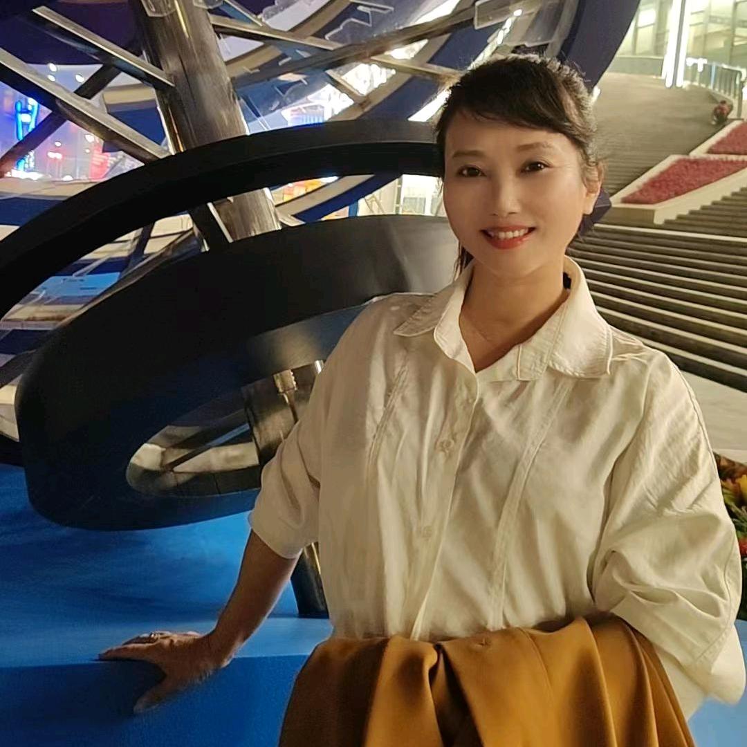 忻瑶（拒合拍）