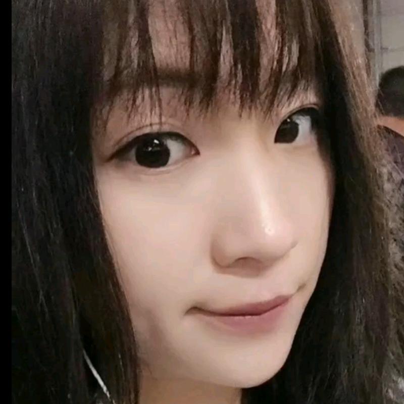 小雅和大叔的朋友圈