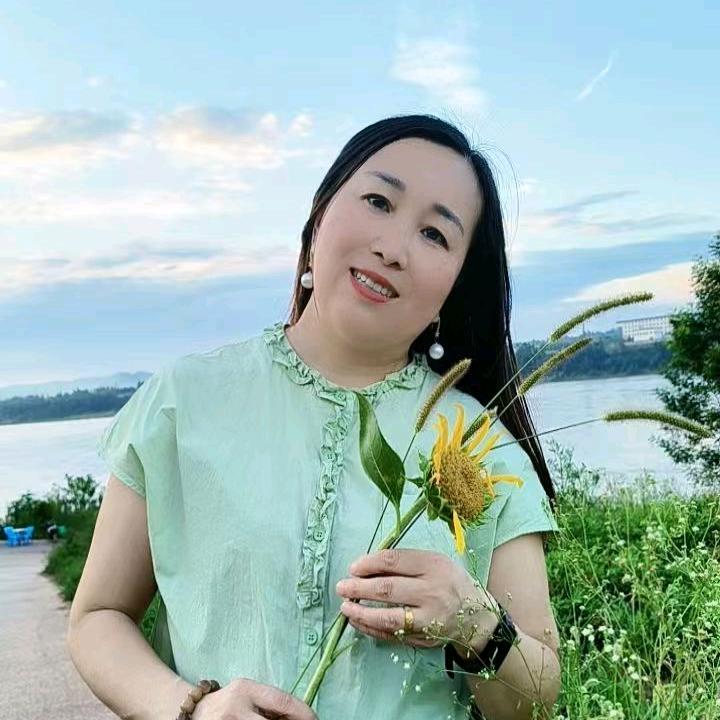 75年英姐