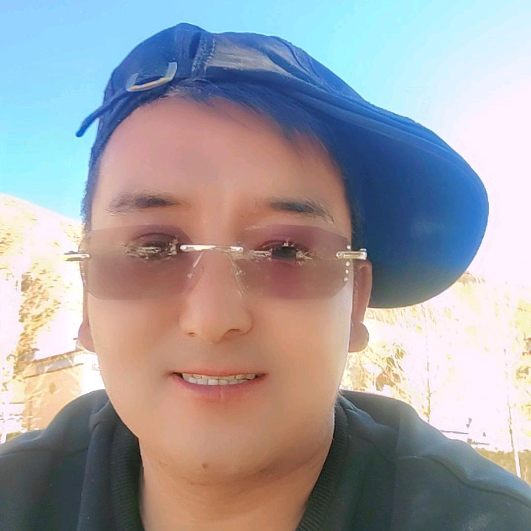 ལ་བརྒྱ་།