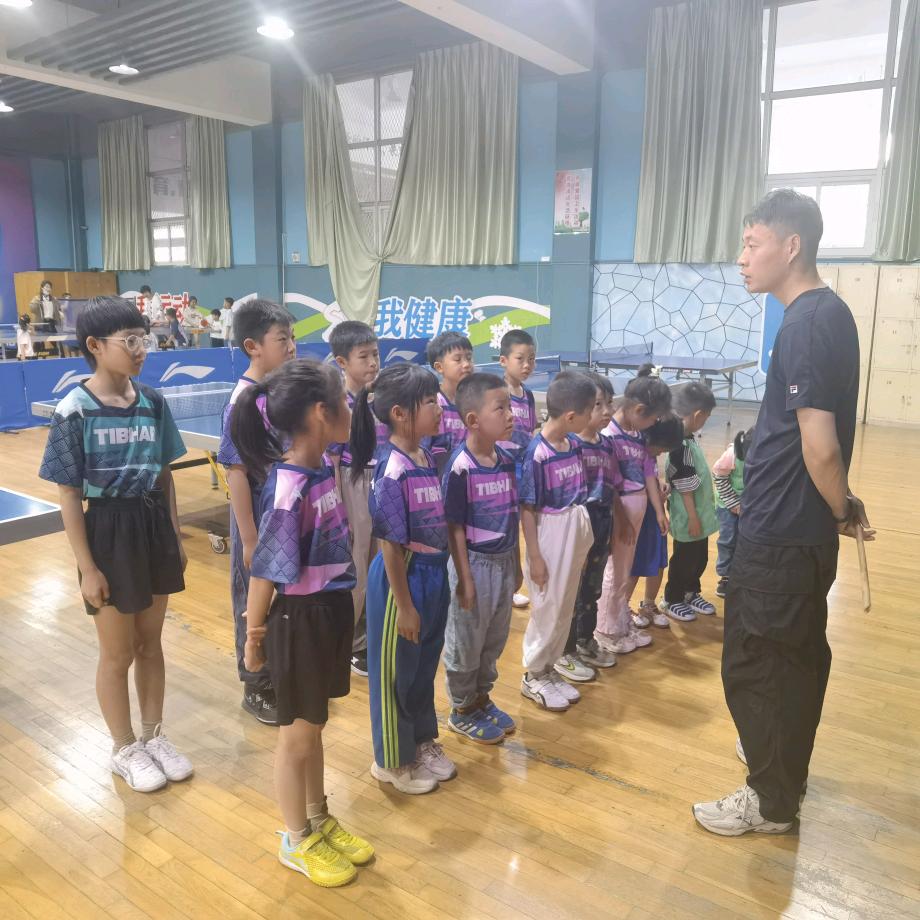 秦皇岛市青少年乒乓球