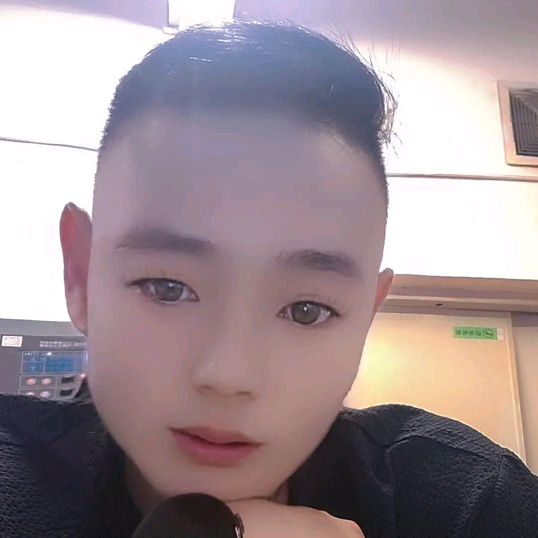 雪松哥