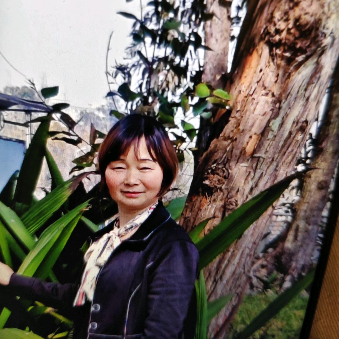 兰姐1👑开播号看简介13.40首播