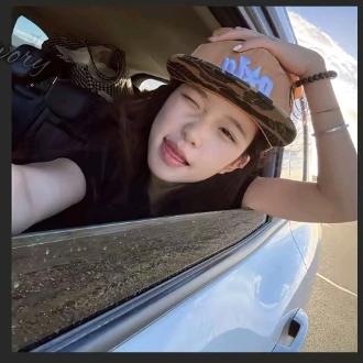 𝐙𝐚𝐳𝐡𝐮𝐨💛