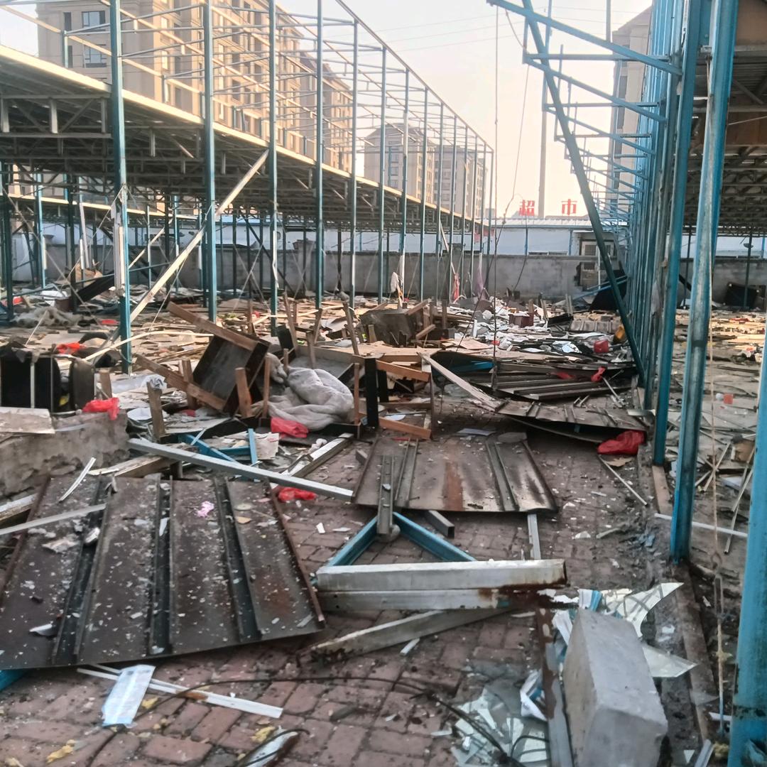 回收板房方木出售岩棉板板房顶板