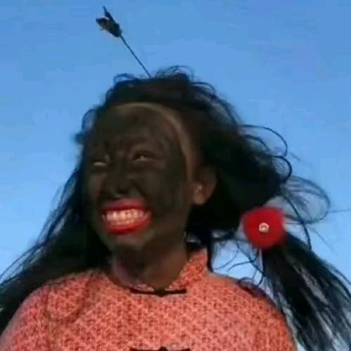 依依.ᵒⁿˡʸ