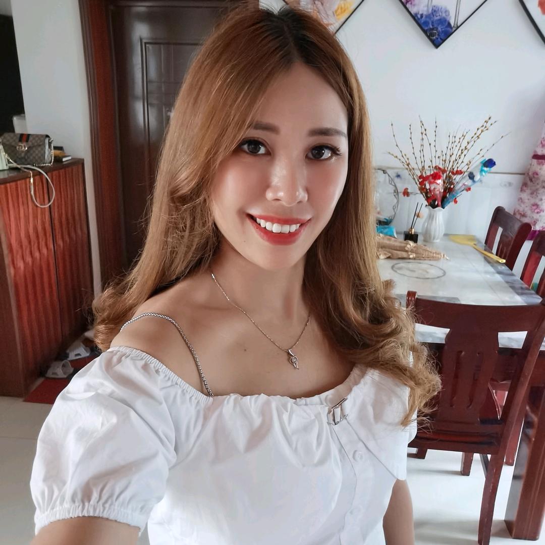 好留香饭馆霞霞