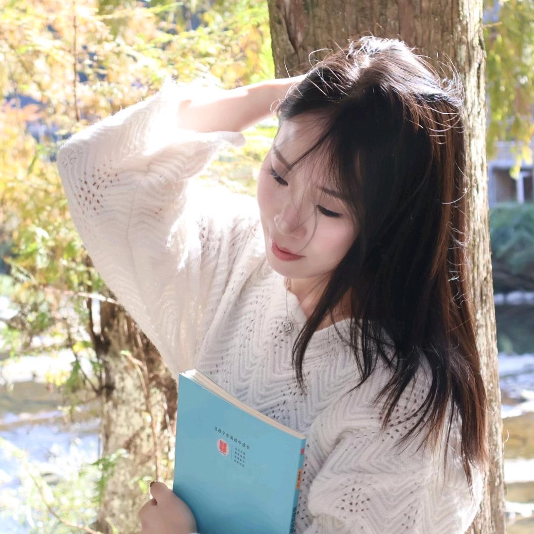 步行街美丽穿萍萍