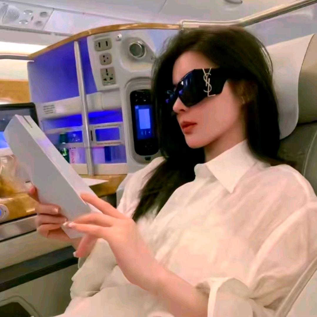 啊双ASfo轻奢女装