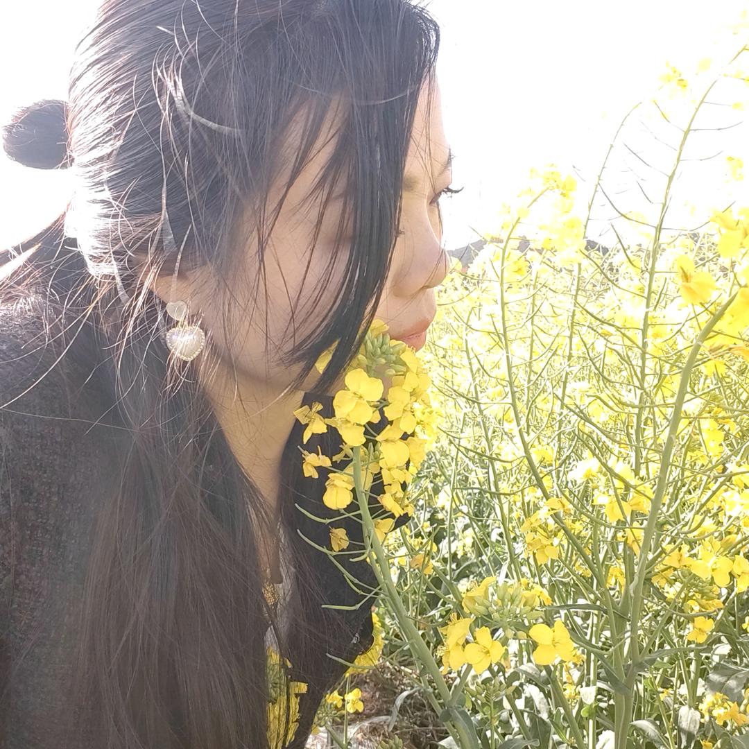 爱恨与逝，许我半身凉薄