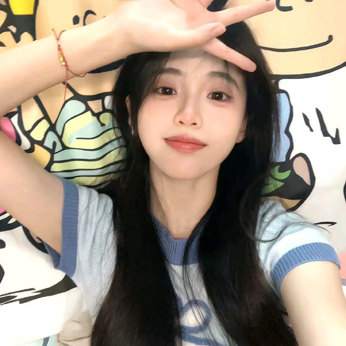 是欣欣呀