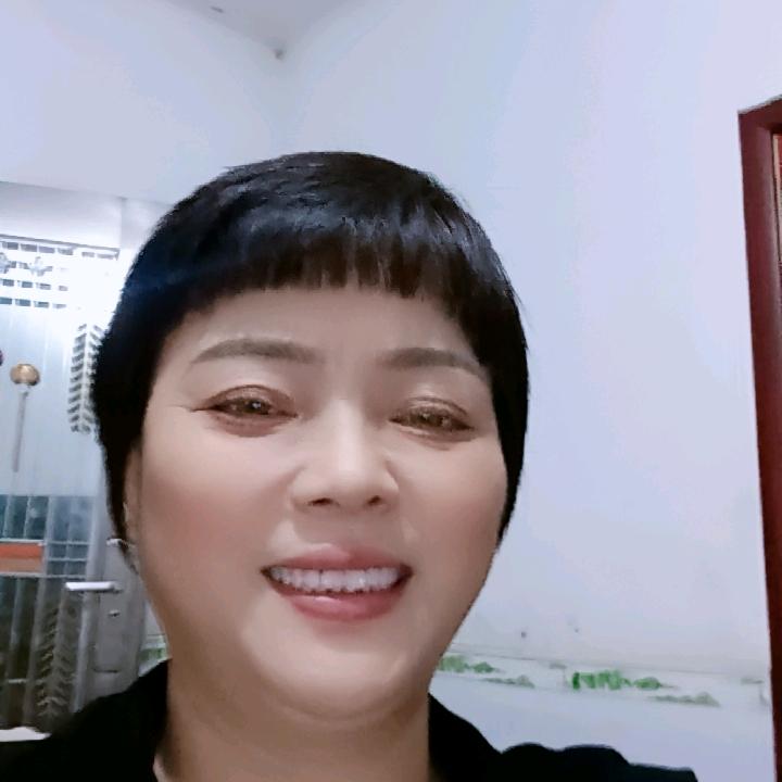 开心每一天，开心也是一天，还不如开开心心